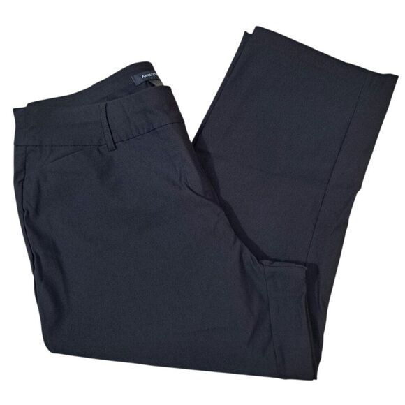 Ashley Stewart Women's Pull on Comfy Travel Casual Black Capri Pants Plus Sz 18 - Picture 5 of 7